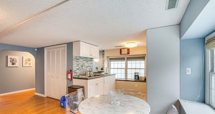 7 Mi to Newark: Montclair Vacation Rental