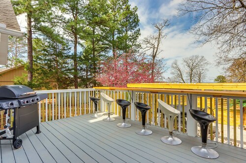 Hot Tub + Deck: 'holiday Island Fairway Estate