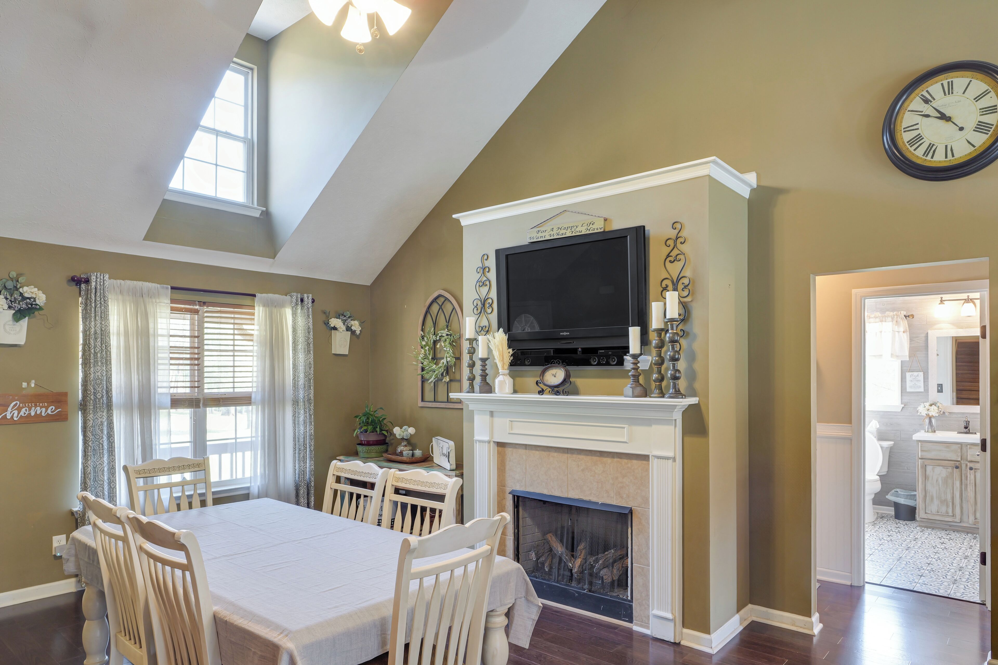 House (3 Bedrooms) | Bahagian dalam