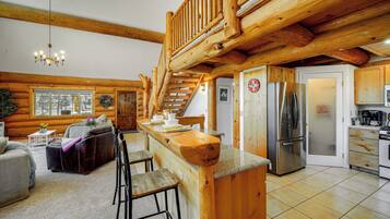 單棟房屋 (3 Bedrooms) | 內部