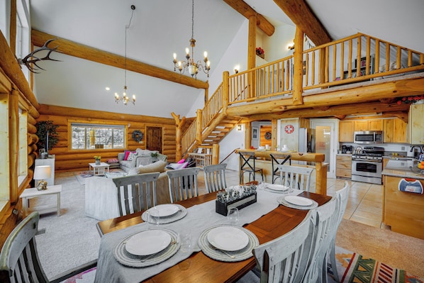 House (3 Bedrooms) | Interior - Pinon Pines Vacation Rental: Hike, Bike & Atv! (Frazier Park)
