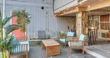 Pet-friendly Maggie Valley Studio: Community Pool!