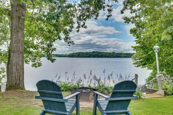 House (3 Bedrooms) | Interior - Waterfront Lake Holcombe Getaway w/ Dock (Conrath)