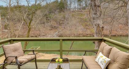 Cozy Riverfront Cabin ~ 2 Mi to Main Street Hardy