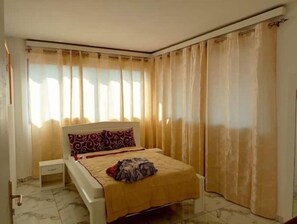 1 habitación, wifi y ropa de cama 