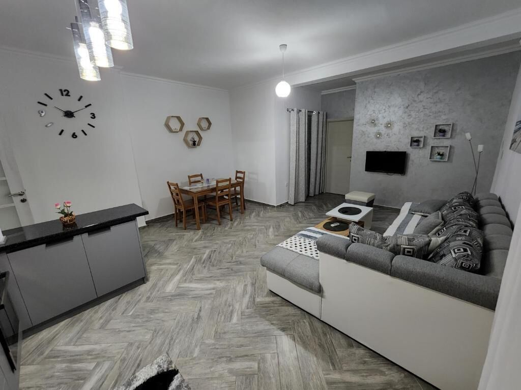 Basic Apartment, Multiple Beds, Non Smoking, Kitchen | Living area | 32-inch LED TV with cable channels