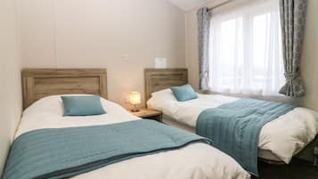 3 habitaciones, decoración personalizada y muebles diferentes