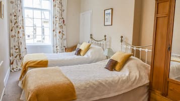 3 bedrooms, individually decorated, individually furnished, free WiFi