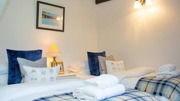 2 Schlafzimmer, Reisekinderbett, kostenloses WLAN, BettwÀsche