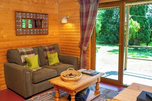 Living area - Fiddlers Green Log Cabin, Tenby (Saint Florence)