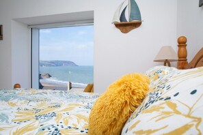 2 bedrooms, travel crib, free WiFi, bed sheets - Brigydon, Tresaith - Two Bedroom Cottage, Sleeps 5 (Tresaith)