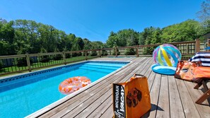 A heated pool - Heated pool hot tub deck play set screened porch sauna putting green (Harbert)