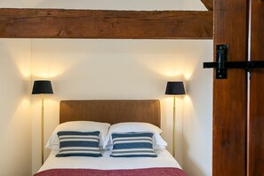 2 chambres, bureau, fer et planche à repasser, Wi-Fi gratuit