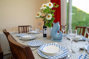 Dining - Cluaran, Newport - Three Bedroom Cottage, Sleeps 7 (Newport)