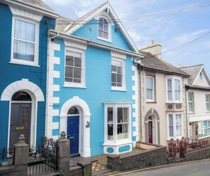 Exterior - Brodawel, New Quay - Three Bedroom Cottage, Sleeps 6 (New Quay)