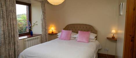 3 間睡房、免費 Wi-Fi、床單