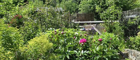 Enceinte de lâhĂ©bergement