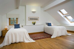 3 makuuhuonetta, ilmainen Wi-Fi, vuodevaatteet