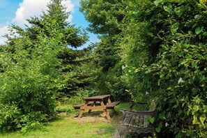 Outdoor dining - Fedwen Uchaf, Tresaith (Tresaith)