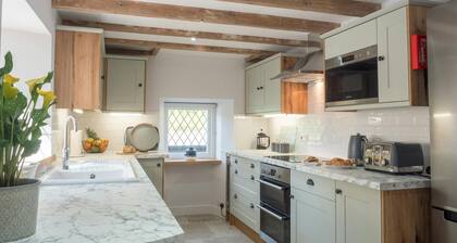 Cilbronnau Lodge, Cardigan