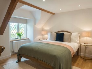 3 slaapkamers, reisbedje, gratis wifi, beddengoed