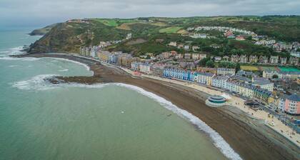 Briallen, Aberystwyth