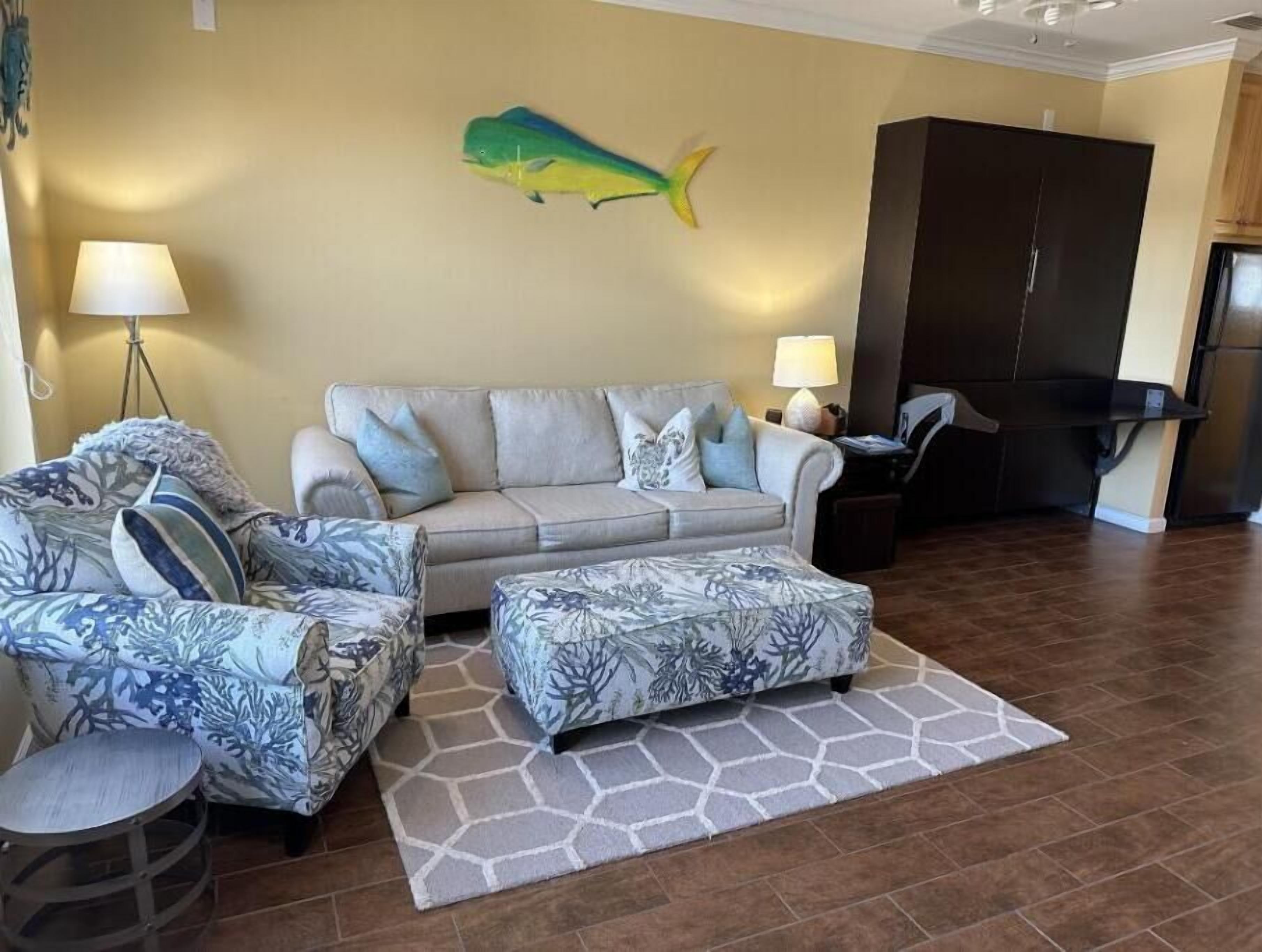 Dauphin Island Fish Camps! Cozy, Private Boat Launch, Pool, Water View!