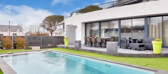 Maison pour 8 - Piscine - 550 m de la plage