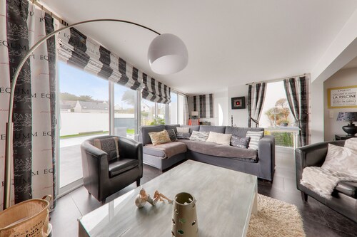 House for 8 -Pool - 550 m from the beach