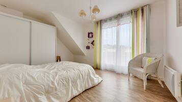 4 bedrooms, free WiFi