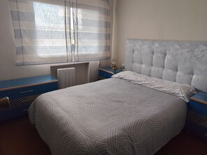 3 Schlafzimmer, Bügeleisen/Bügelbrett, Reisekinderbett, Bettwäsche