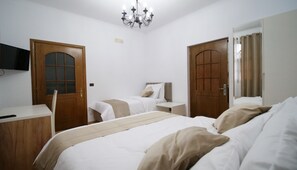 Quarto triplo clássico | Wi-Fi de cortesia