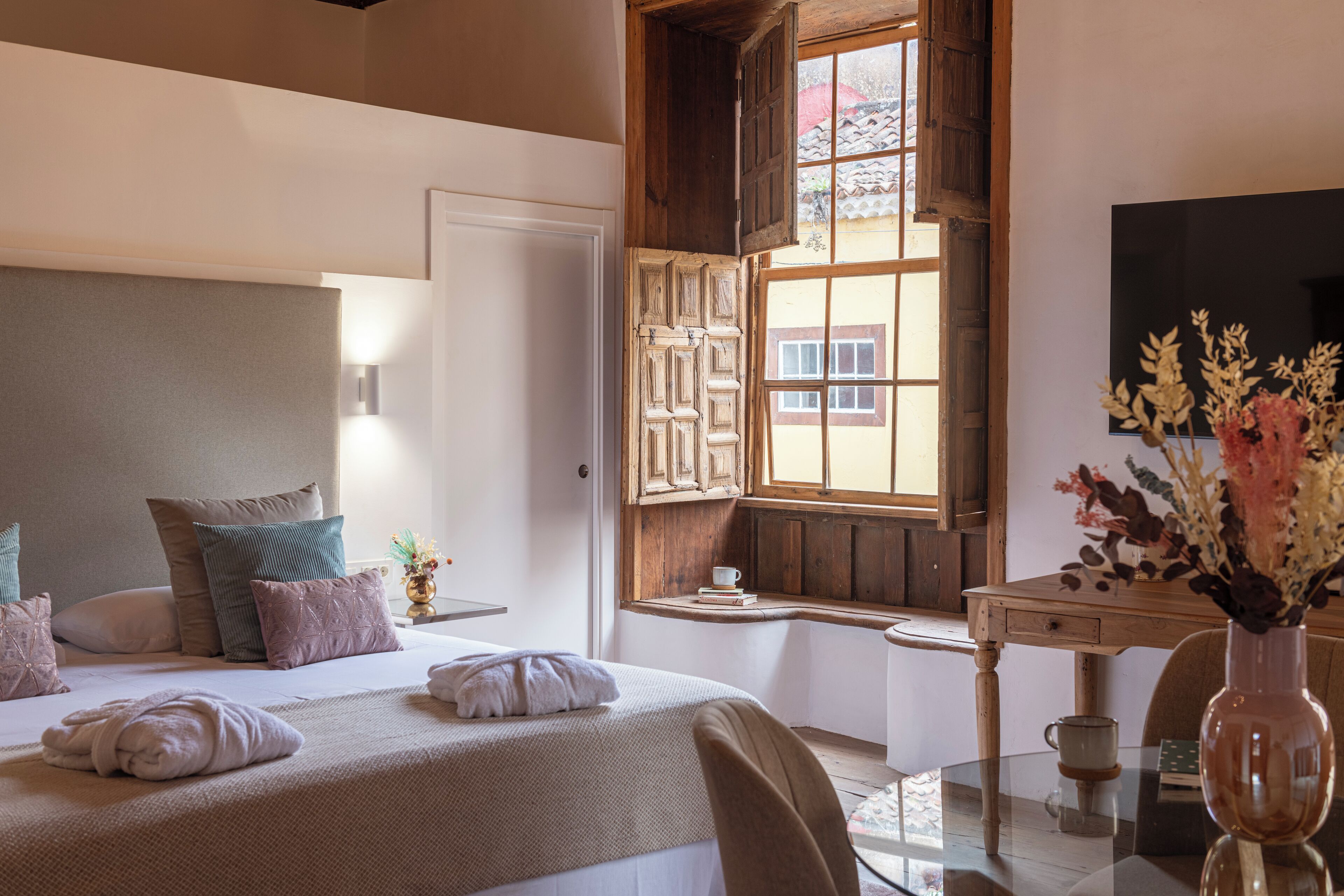 Photo - La Casa de La Camelia