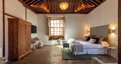 Hotel Emblemático La Casa De La Camelia