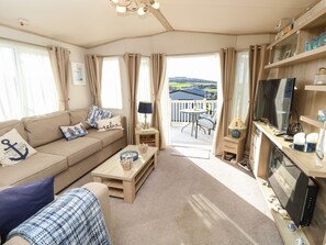 Living area - 31 Crosswinds (Bembridge)