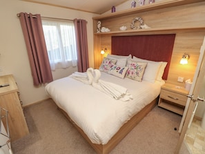 2 camere, con stile personalizzato, con arredamento individuale