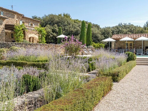 Vacances en Provence - Au paradis caché