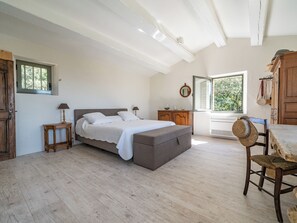 6 bedrooms, iron/ironing board, WiFi, bed sheets - Holiday in the Provence - Au paradis caché (Gordes)