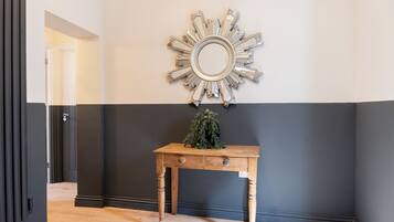 Comfort House | 5 bilik tidur, Wi-fi percuma, cadar katil