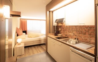 Studio | Hypo-allergenic bedding, soundproofing, free WiFi