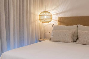 2 室のベッドルーム、デスク、アイロン / アイロン台、WiFi