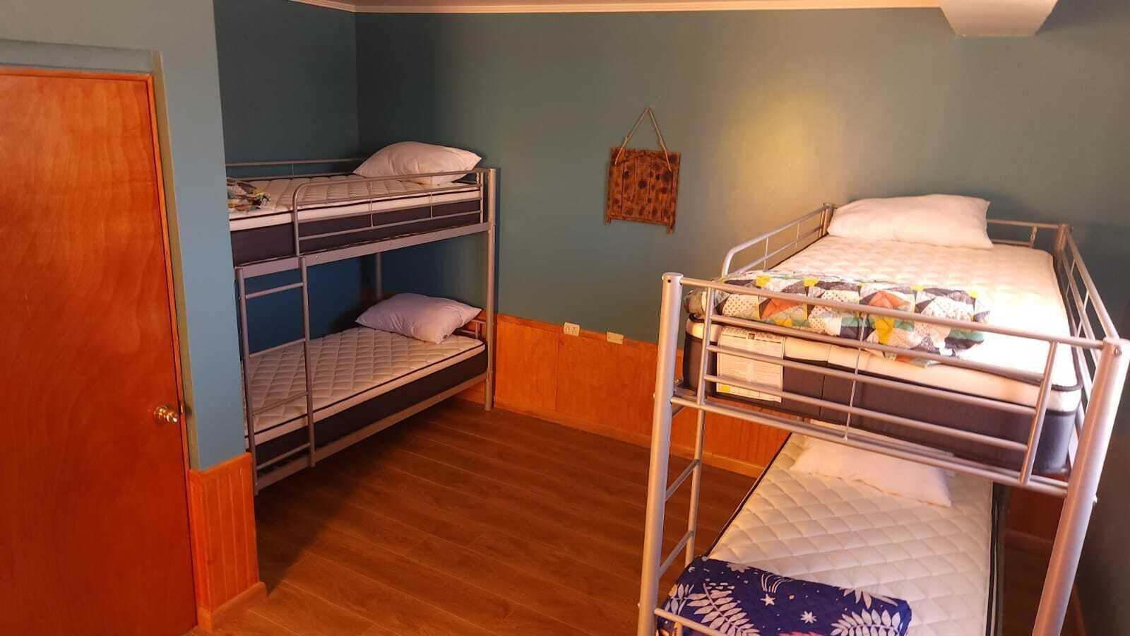 Slaapzaal, gemengd | Dineren op de kamer