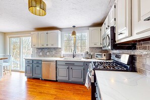 Fridge, microwave, oven, stovetop - Dog-friendly home with 2 firepits & great deck - 1 mile to Megansett Beach (North Falmouth)