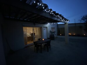 Outdoor dining - Maison Chaleureuse 2 Chambres 2 Extérieurs (Sigean)