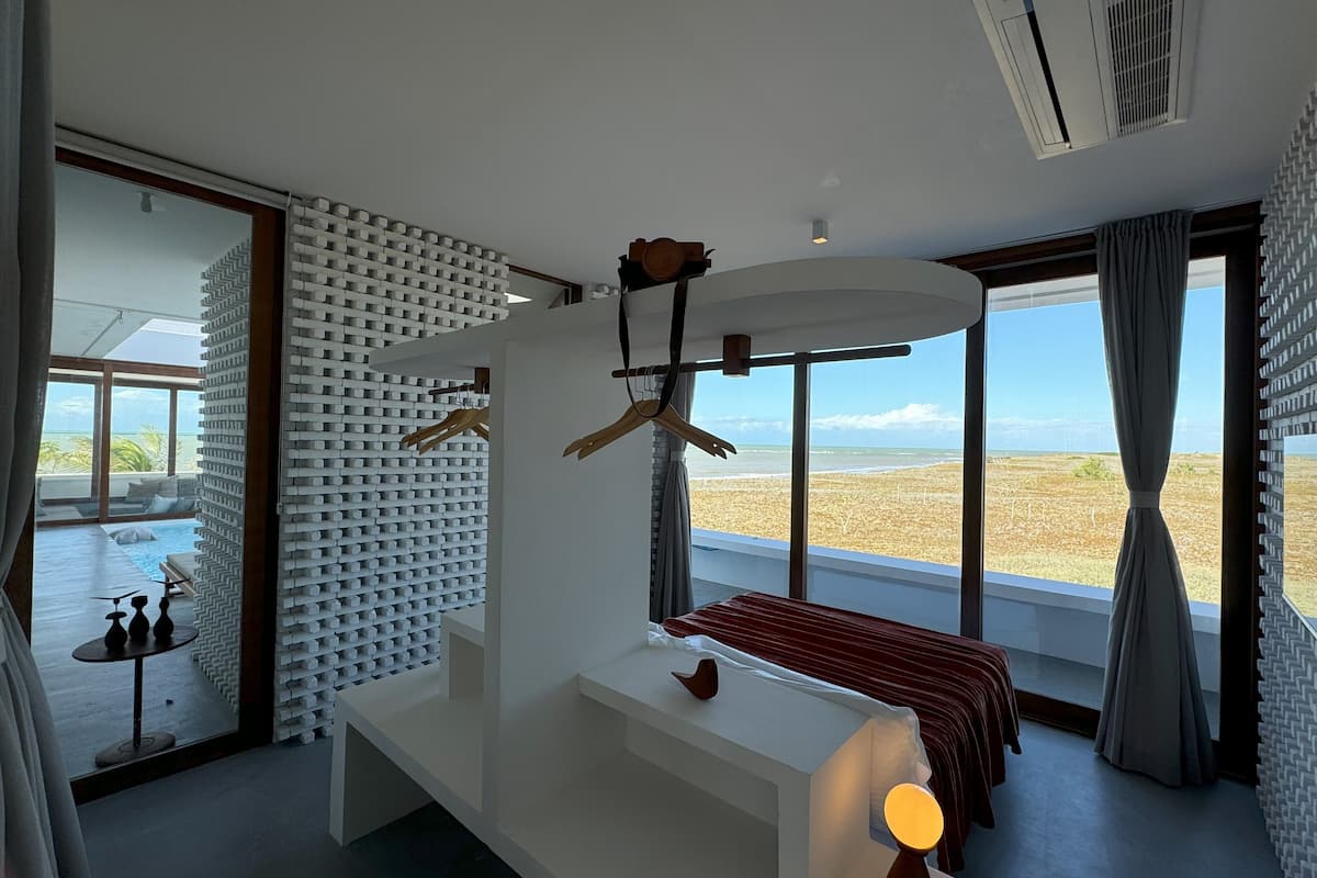 Suite de lujo, balcón, vista al mar | 1 habitación, ropa de cama de alta calidad y camas Select Comfort