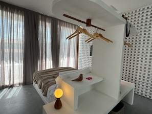Suite Superior, 1 letto queen, balcone | 1 camera, biancheria da letto di alta qualità, materassi Select Comfort