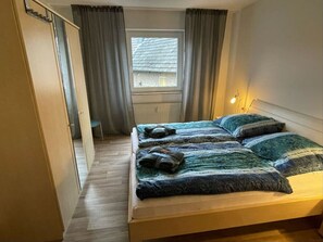 2 habitaciones, wifi gratis y ropa de cama 
