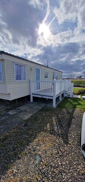 Cabin | Exterior - Sea Breeze Lodge in Mablethorpe (Mablethorpe)