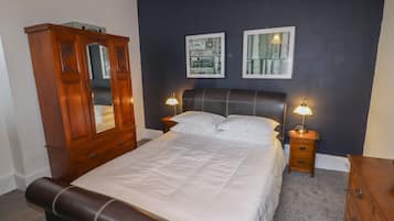 1 habitación, decoración personalizada y muebles diferentes