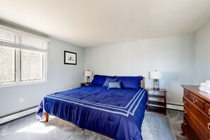 3 sovrum, strykjärn/strykbräda, internet och sängkläder